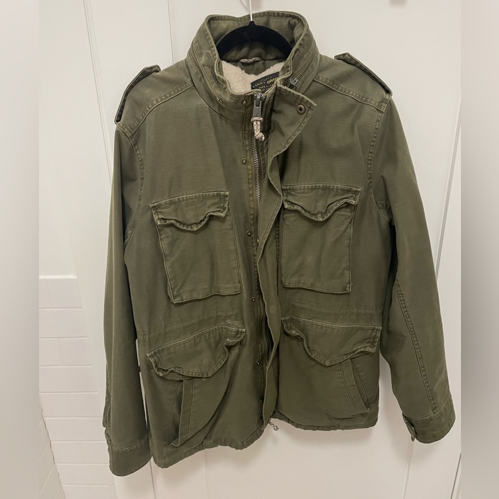 Lucky Brand M65 Field Jacket with Removable Sherpa
Size: Large